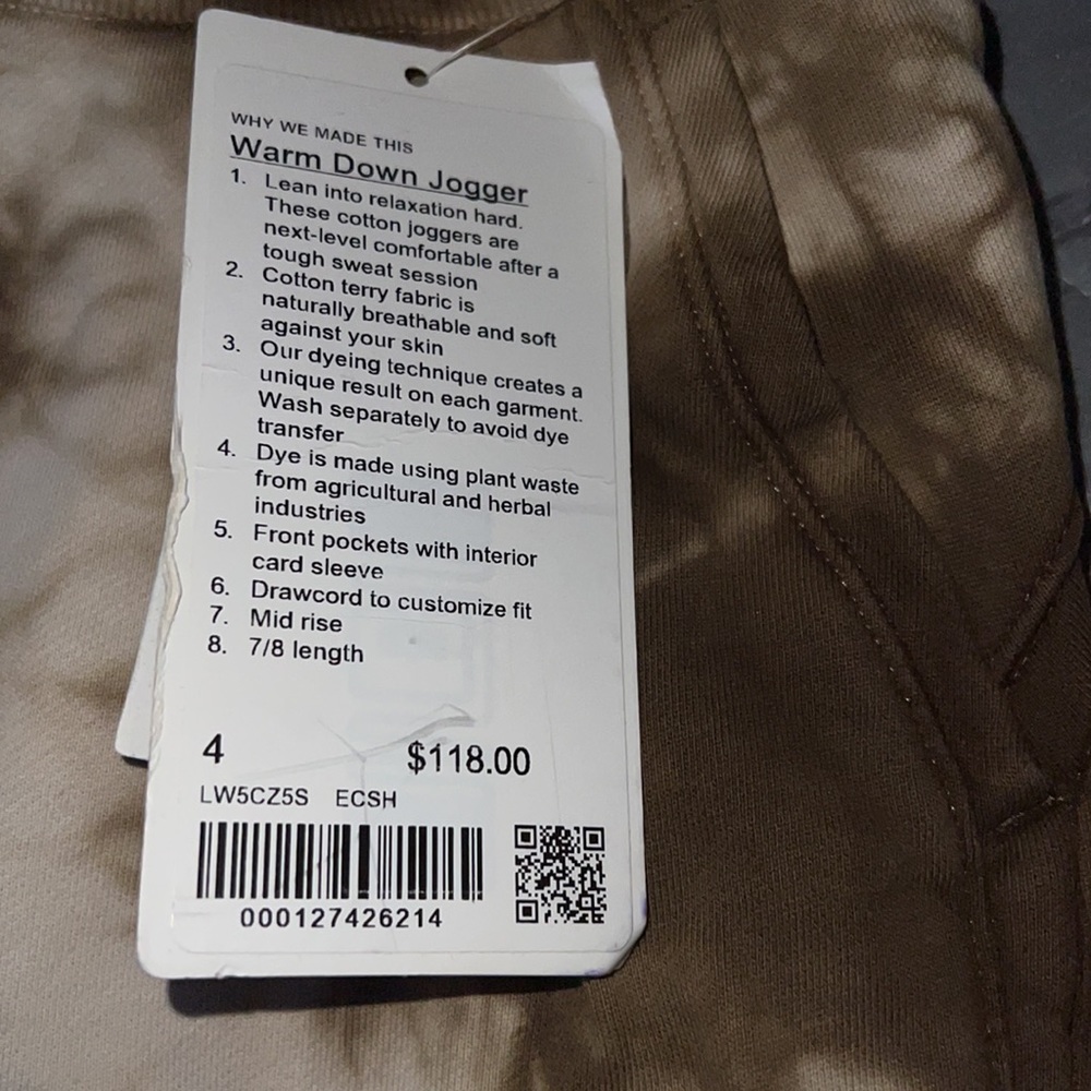 Lululemon - Picture 5 of 8
